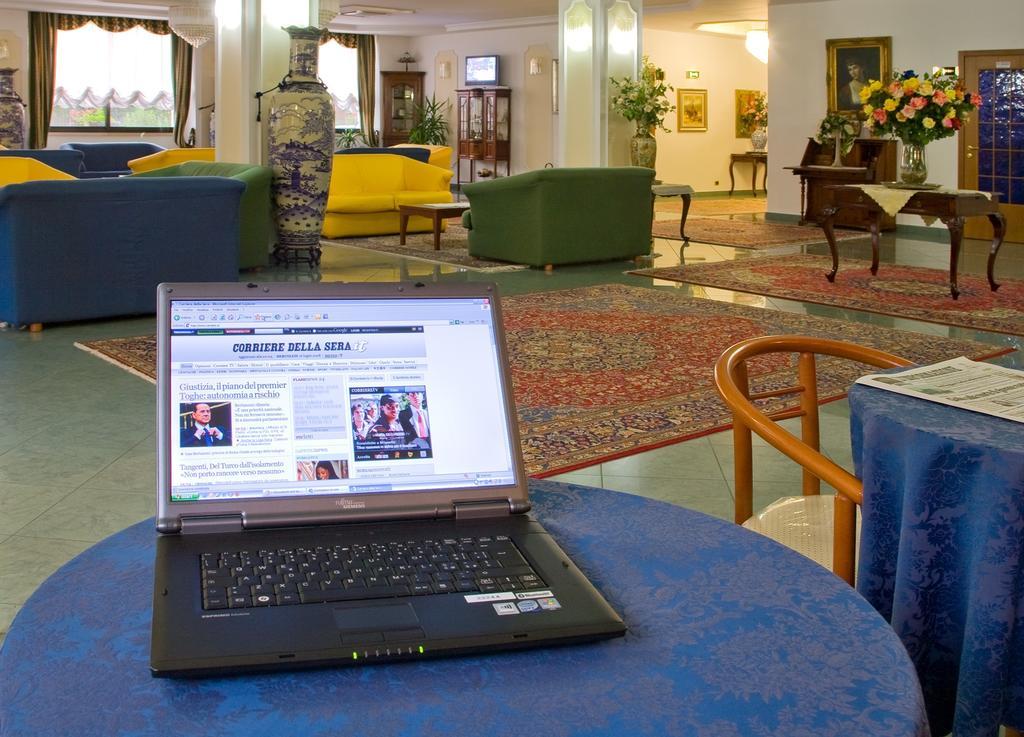 Valdenza Hotel Campegine Extérieur photo