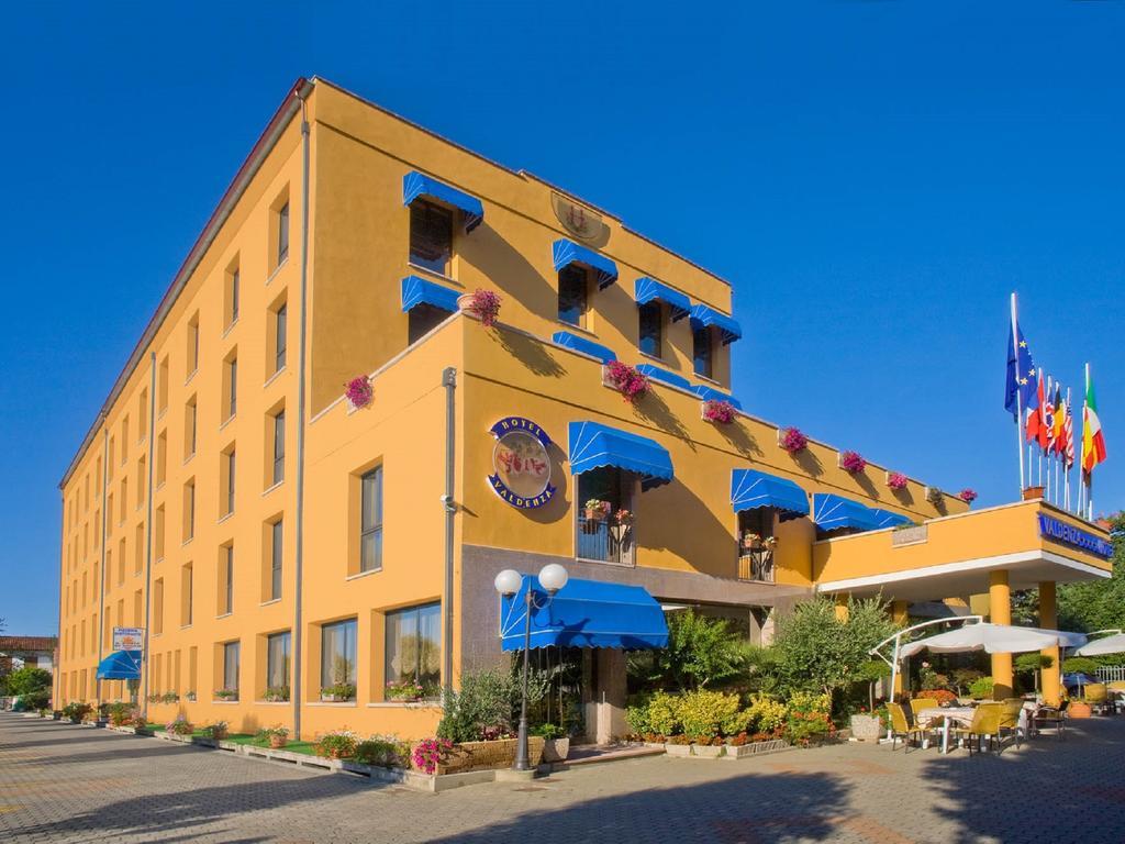 Valdenza Hotel Campegine Extérieur photo